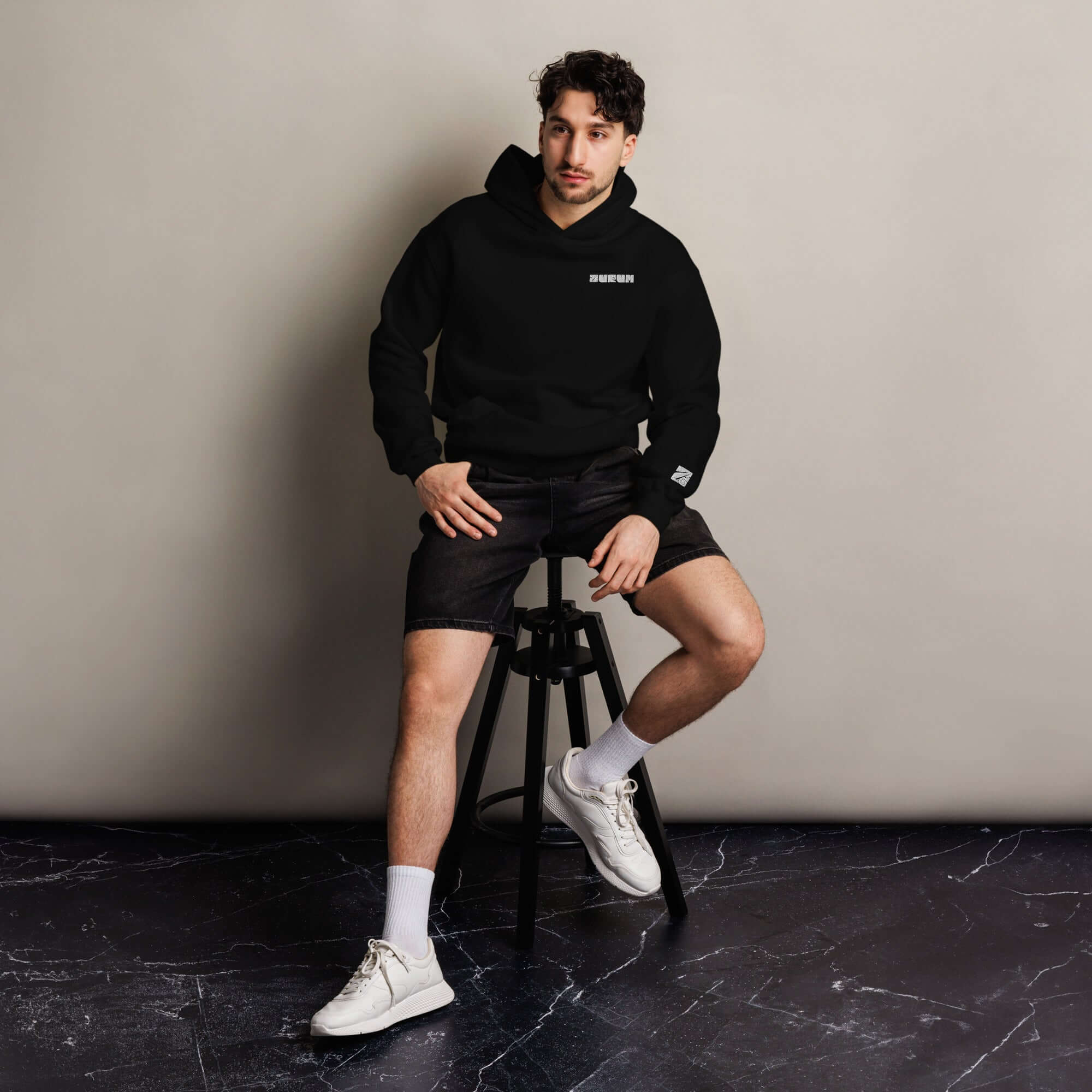 Unisex oversized hoodie - AURUM STYLES™